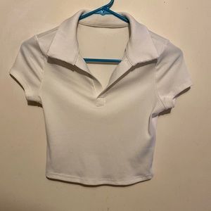 SHEIN Cropped White Collar Tee